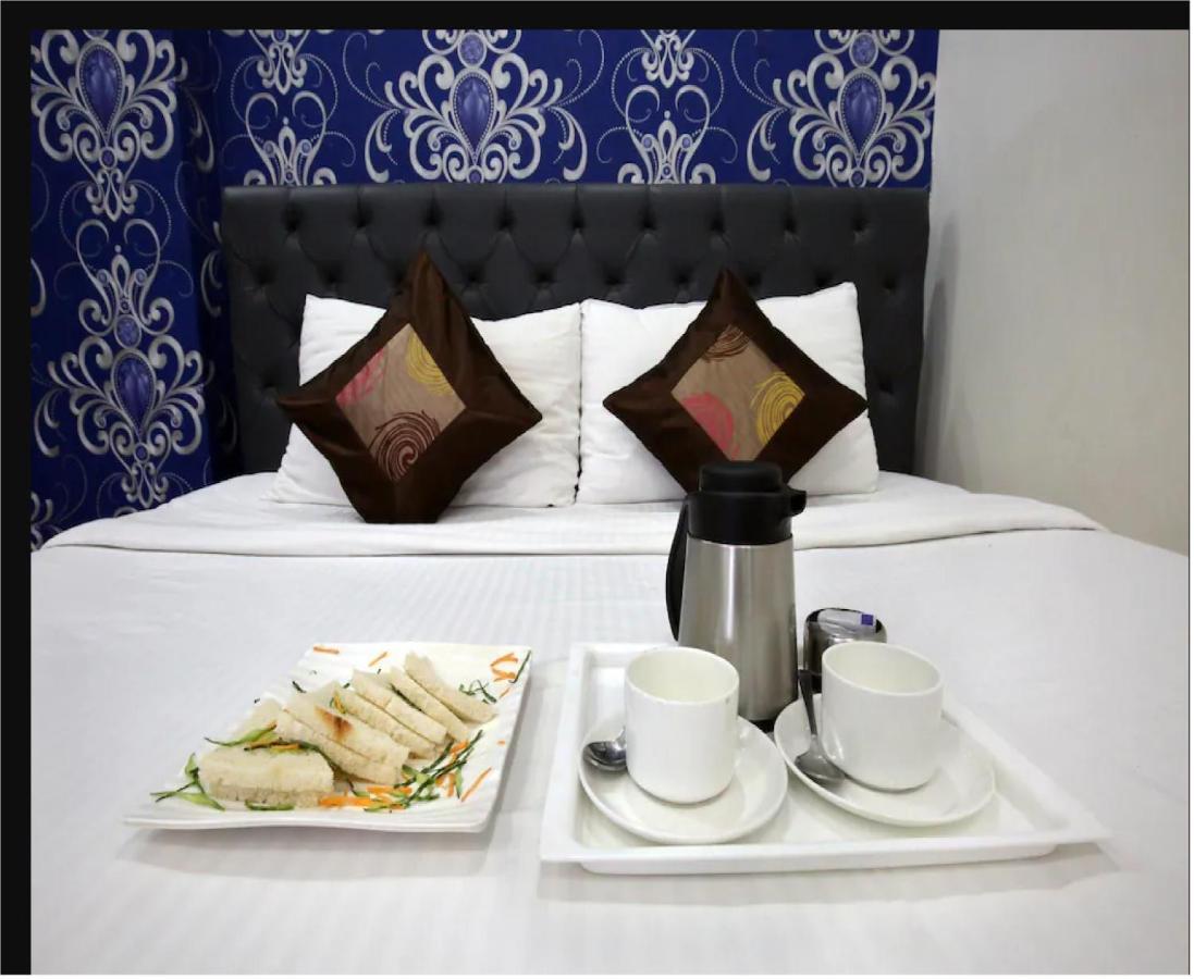 Unnāo Hotel Cross Road By Wb Inn מראה חיצוני תמונה